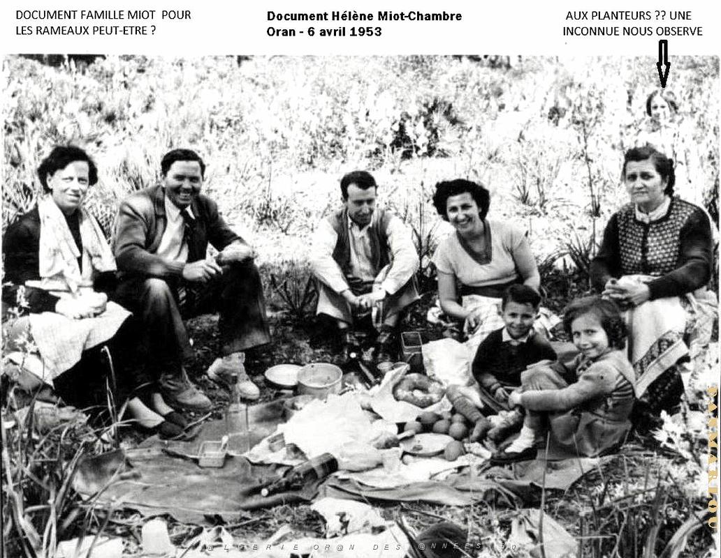 Oran- SDV- 5042- 1953 04 06  Je ne sais plus si c est aux Planteurs ou a M SILA.JPG
